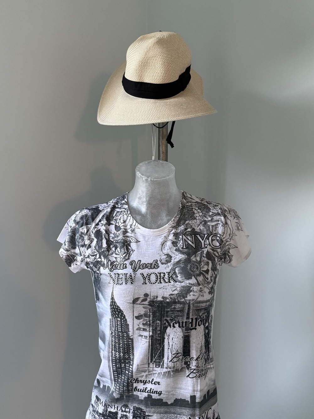 Wide Brim Straw Sun Hat with Black Band - Cream